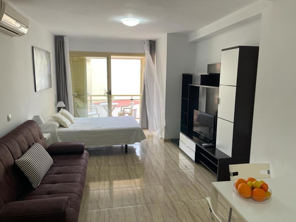 Puerta Del Sol Trm Only Adults Aparts Appartement Torremolinos